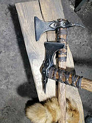 Сокира декоративна «Ікло» ручної роботи — унікальний колекційний етнічний виріб