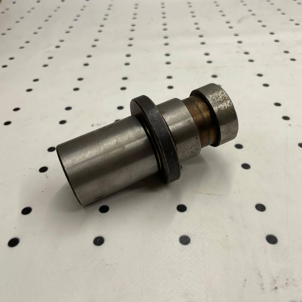 Палець проміжної шестерні ЮМЗ Д-65 Д04-008, фото 1