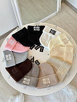 Шапка жіноча