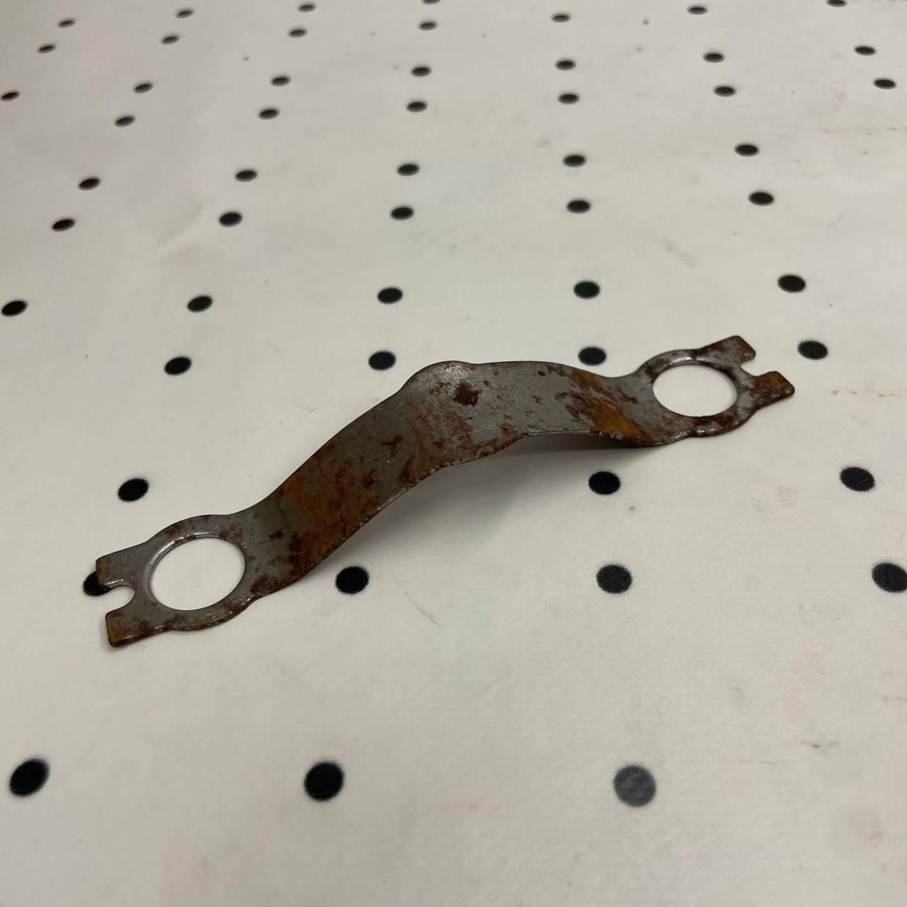 Пластина стопорна шатуна Д-65 ЮМЗ Д03-040 (Оригінал), фото 1