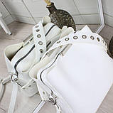 Біла жіноча сумка через плече середнього розміру на широкому ремені квадратна, фото 2