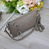 Шкіряна жіноча бежева сумка клатч вечірня маленька через плече, фото 4