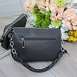 Шкіряна модна жіноча сумка через плече маленька сіра класика, фото 5