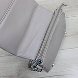 Шкіряна модна сумка жіноча через плече маленька класична з ланцюжком сіра, фото 7