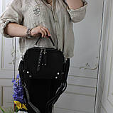 Шкіряна модна сумка чорна середнього розміру через плече, фото 2
