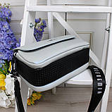 Шкіряна сумка жіноча клатч через плече маленька на широкому ремені вечірня сіро-блакитна, фото 6