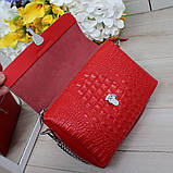 Натуральна жіноча шкіряна червона сумка клатч через плече маленька вечірня модна на ланцюжку класична, фото 5