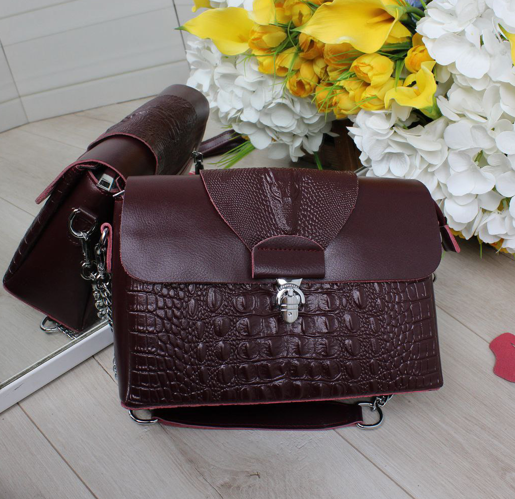 Натуральна жіноча шкіряна сумочка бордового кольору клатч через плече маленька вечірня модна на ланцюжку класична, фото 1