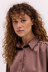 Жіноча блуза атласна з воланами на рукавах