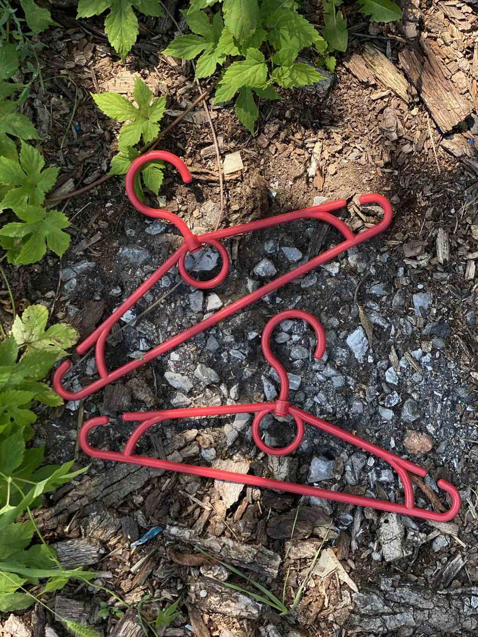 Плічка дитячі кольорові для одягу 32 см червоні, фото 1