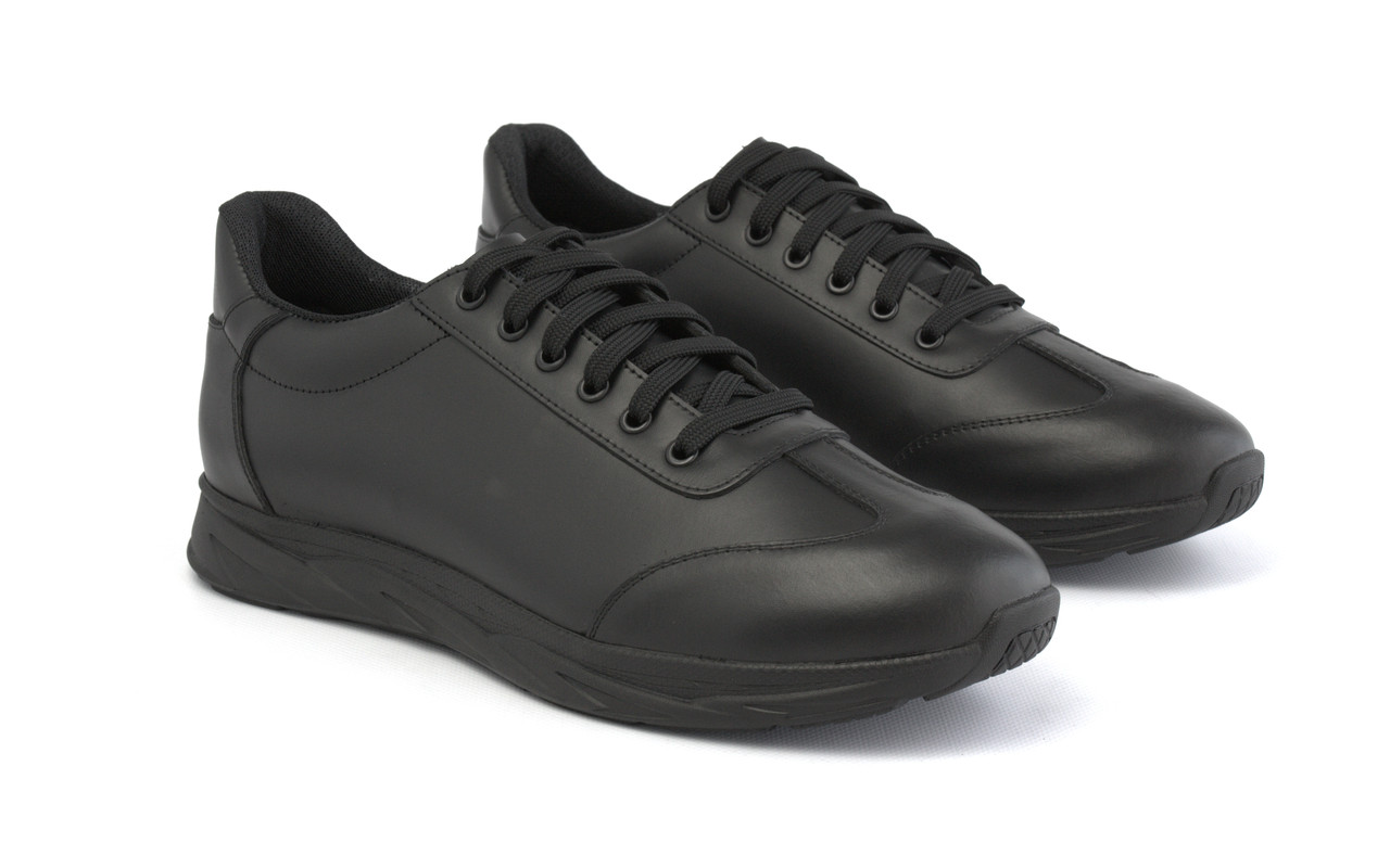 Легкі чоловічі кросівки шкіряні чорні демісезонні на невисокій Rosso Avangard DolGa All Gon Black, фото 1