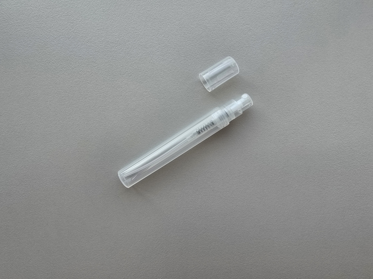 4 - 4.4 мл пробник пластиковий напівпрозорий флакон атомайзер з розпилювачем