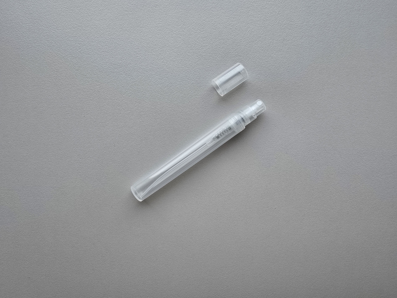 5 - 5.3 мл пробник пластиковий напівпрозорий флакон атомайзер з розпилювачем