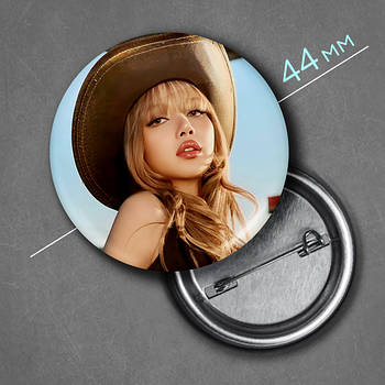 "Ліса / Лаліса Манобан (Блек Пінк / Blackpink)" значок круглий на булавці Ø44 мм