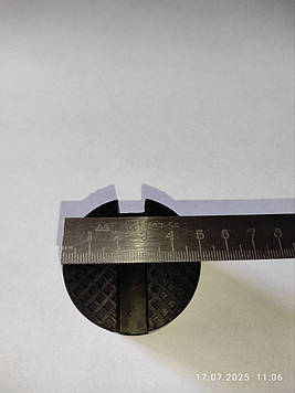 Гумова накладка домкрата з пазом 50х40 ммКод/Артикул 482.50.40