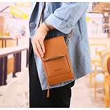 Сумка клатч жіноча міні сумочка з екошкіри 19×11×6 см для телефона грошей через плече з довгим ремінцем на блискавці коричнева, фото 3