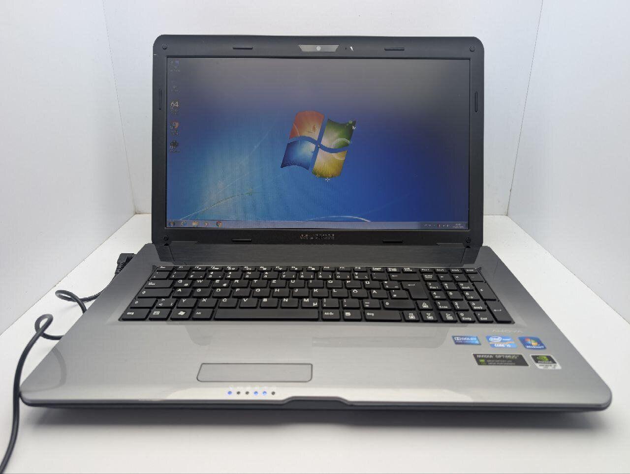 Б/в Ноутбук Medion Akoya P7624 17.3" 1600x900| Core i5-2450M| 6 GB RAM| 1000 GB HDD| GeForce GT 630M 1GB| АКБ 0%