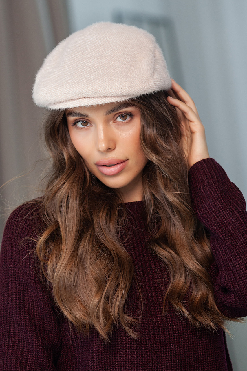 Жіноча кепка з екохутра, колір бежевий, фото 1
