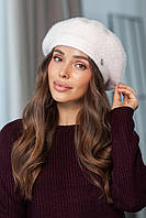 Жіночий берет на ніжці, колір рожевий