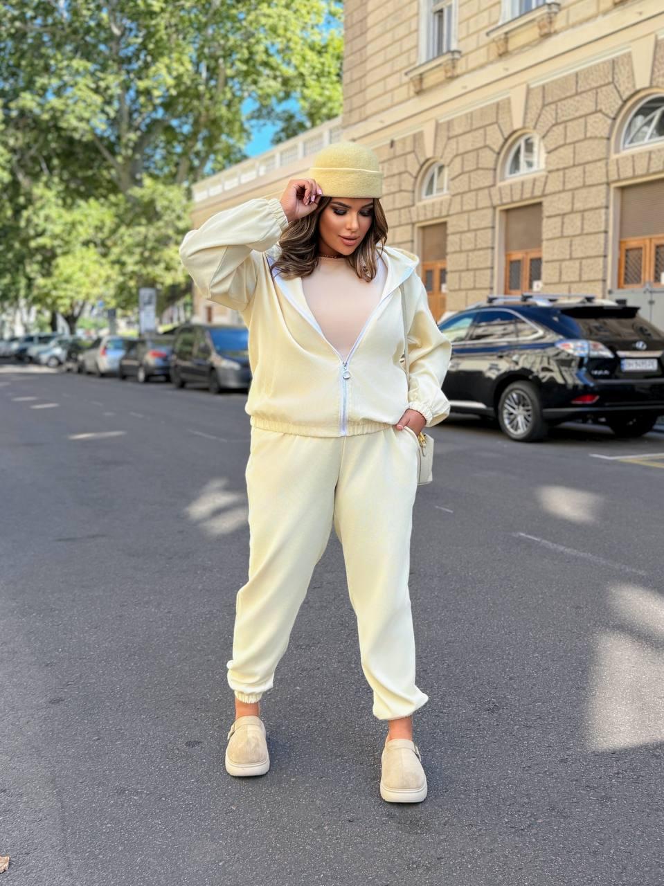 Жіночий вельветовий костюм великого розміру БАТАЛ 48-62 джоггери та зип худі, фото 1