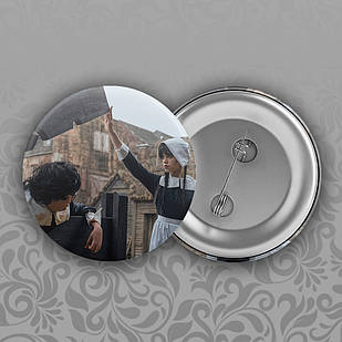 Значок 56 мм Wednesday 008