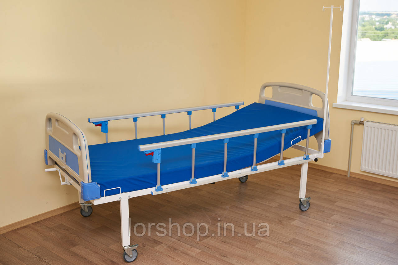 Ліжко медичне функціональне АТОН КФ-2-МП-БП-ОП-Ш-К125 з пластиковими бильця, огорожами, штативом і, фото 1