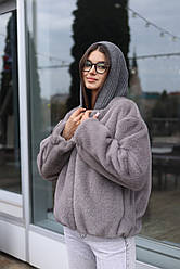 Жіноча зимова сіра коротка куртка шуба з еко-хутра з капюшоном