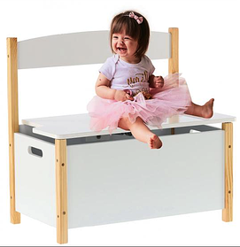 Комоди і тумби