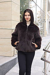 Зимова жіноча коротка шубка автоледі з капюшоном у шоколадному кольорі