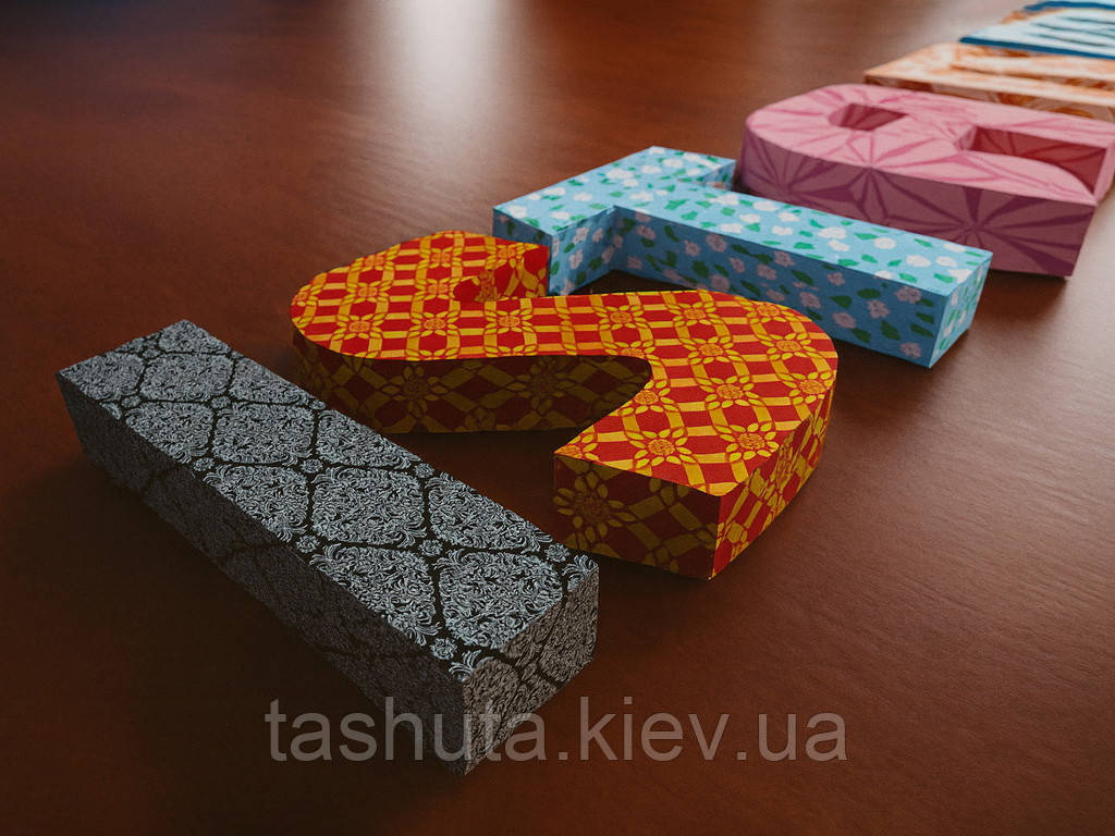 Пластикові об'ємні літери з повноколірним друком, H=200 мм