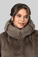 Красива світла жіноча шубка зі штучним хутром, фото 3