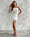 Елегантне жіноче плаття приталеного крою з асиметричним вирізом, молочно-біле, фото 3