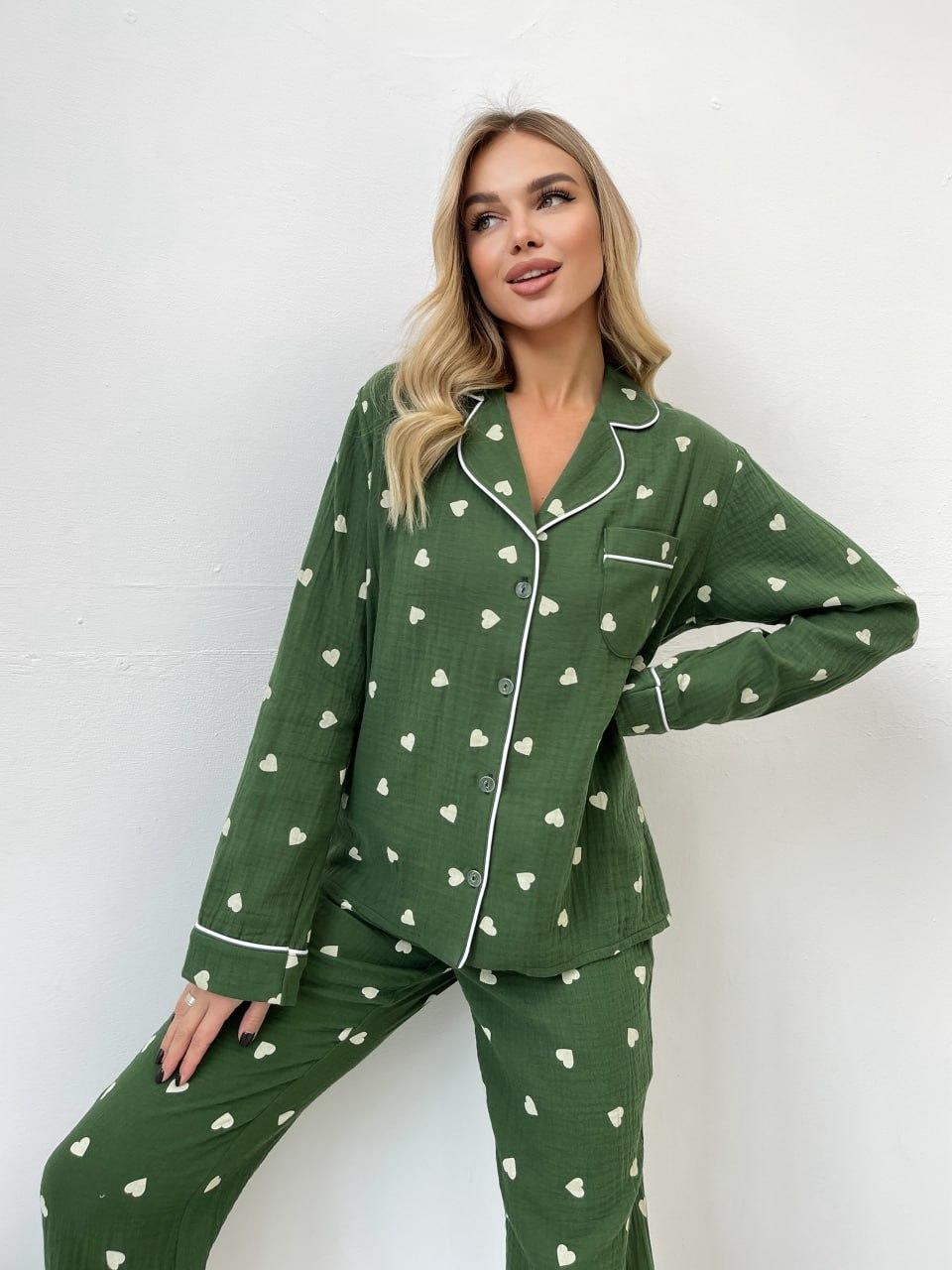 Піжама з мусліну S Зелена в білі серця