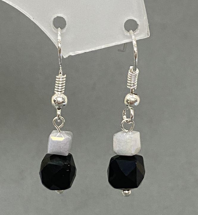 Сережки Турмалін гранований кубик 7мм+- Чеське скло кубик 4мм+- L-32мм+-, фото 1