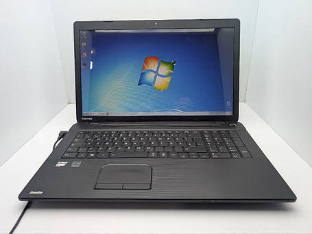 Б/в Ноутбук Toshiba Satellite C70D-A 17.3" 1600x900| AMD E1-2100| 8 GB RAM| 120 GB SSD| Radeon HD 8210, фото 1