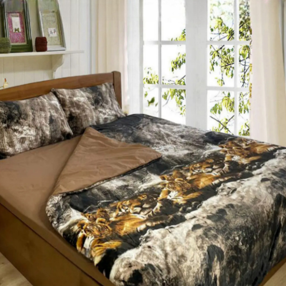 Утеплена постільна білизна Зима-Літо євро комплект Тигри Мікрофібра + Бязь, фото 1
