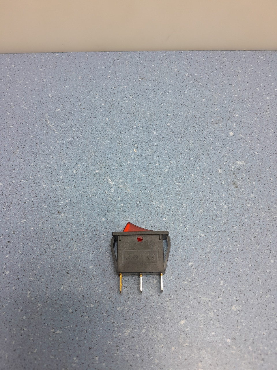 Кнопка перемикач для нагрівача TIAN FB10-11, фото 1