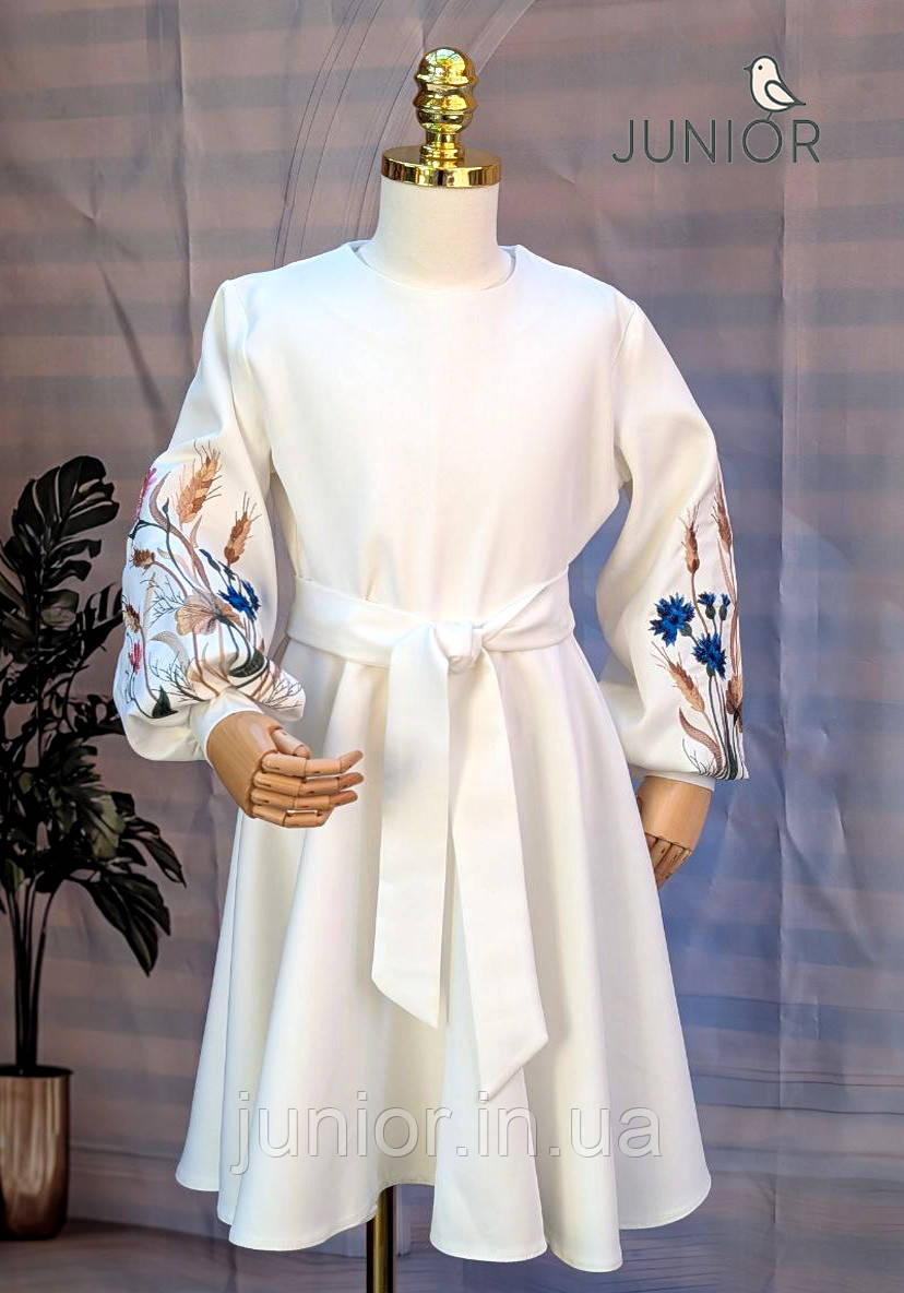 Молочне плаття-вишиванка для дівчинки з шикарним вишитим візерунком, фото 1