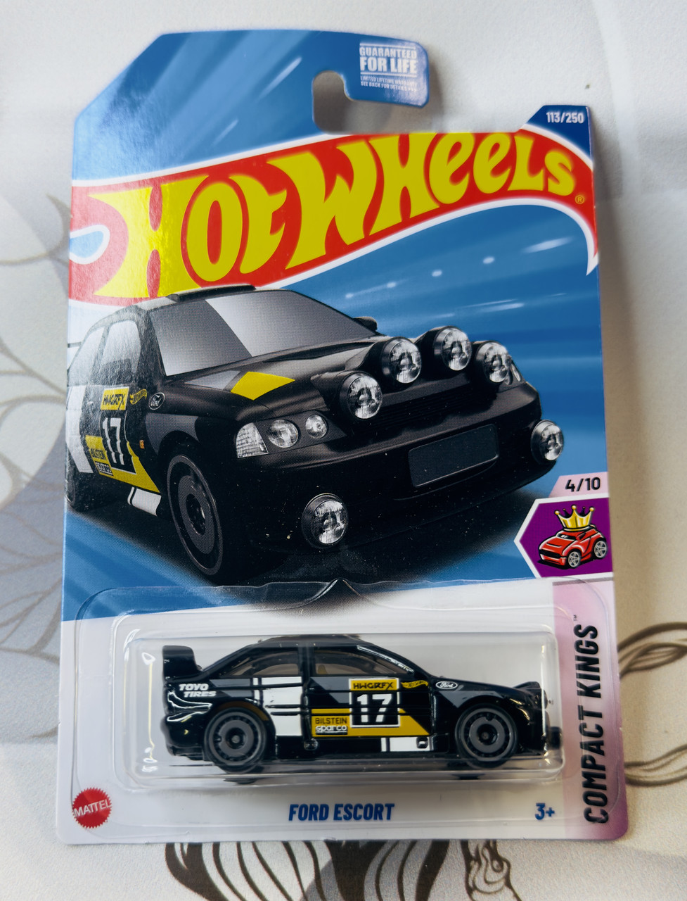 Колекційна машинка Хот Вілс Hot Wheels Fort Escort