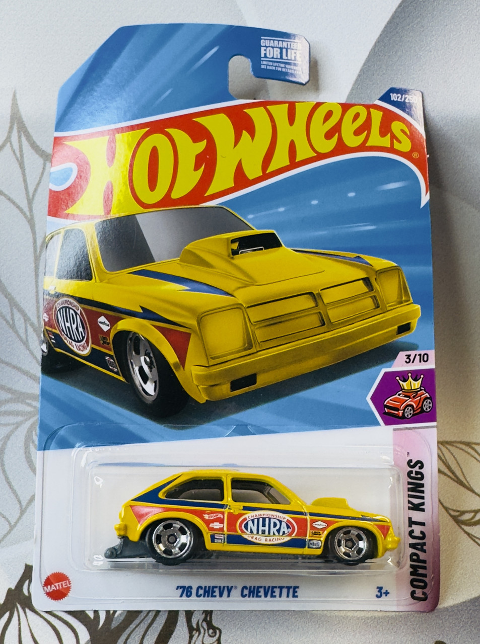 Колекційна машинка Хот Вілс Hot Wheels 76 Chevy Chevette