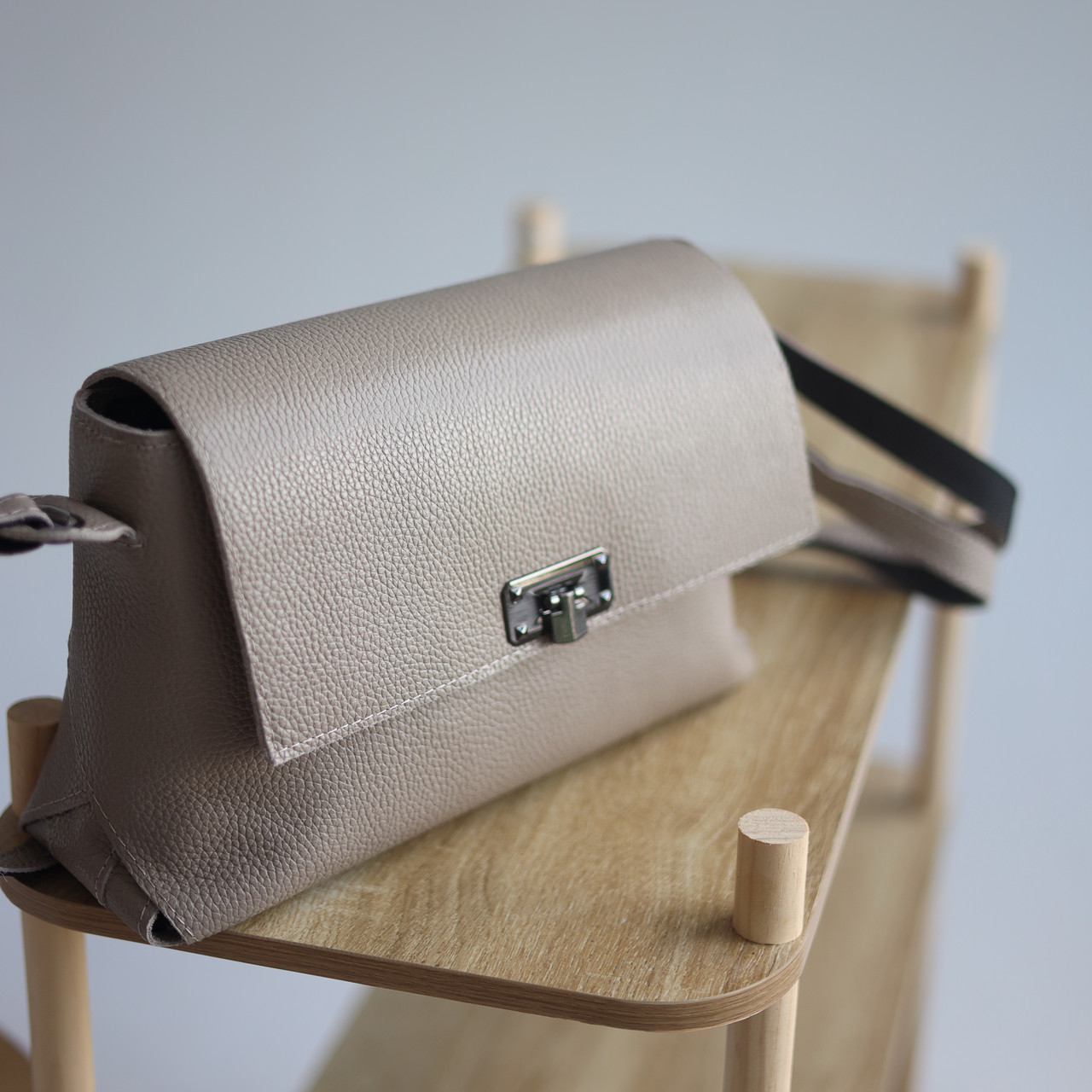 Кросс-боді натуральна шкіра бежевий Арт.2-4610200 Serebro (Україна)