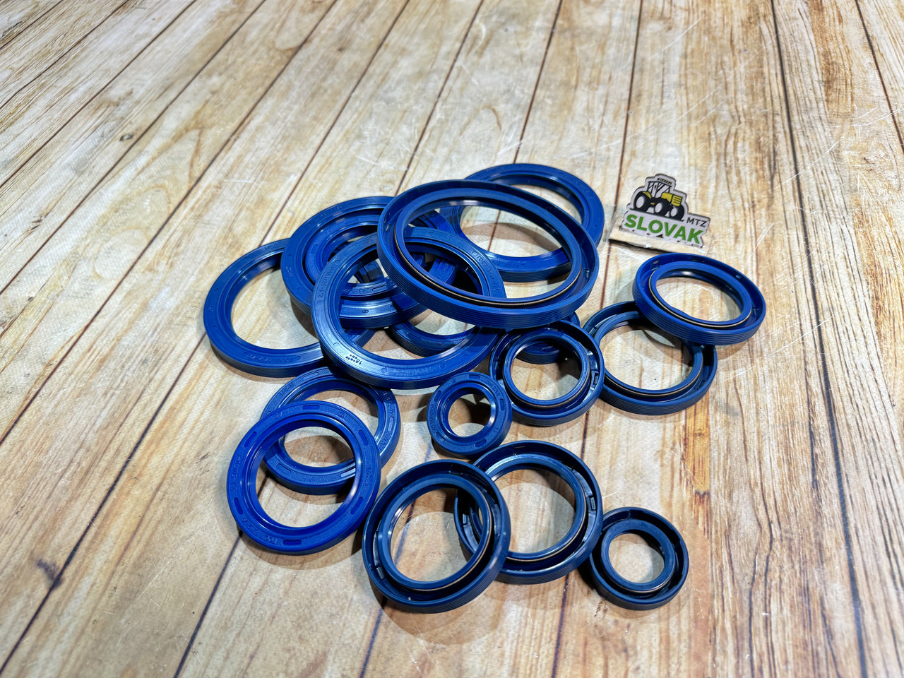 Набір манжет трактора МТЗ-80 (повний, без ГУР), фото 1