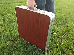 Туристичний складаний стіл посилений та 4 стільці для пікніка або риболовлі колір темне дерево