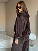 Коричневий жіночий повсякденний велюровий костюм-трійка: вільні Штани та Кофта на блискавці з капюшоном + Топ, фото 3