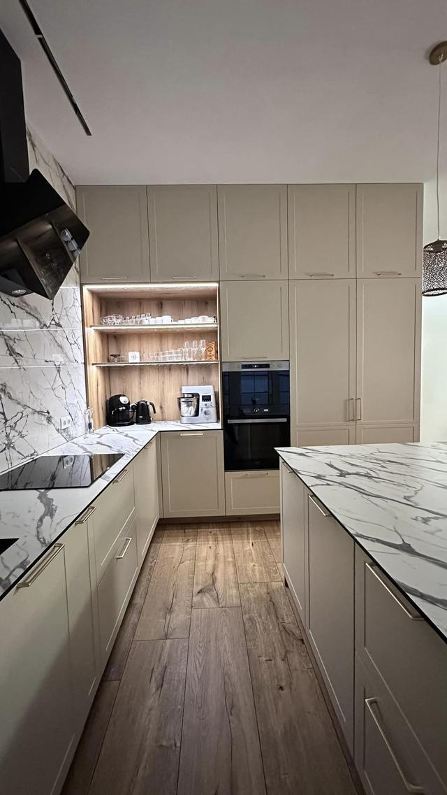 Панели для мебельной отрасли производятся в толщине 12 мм Панели для мебельной отрасли производятся в толщине 12 мм