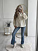 Тепла вкорочена затишна куртка-сорочка з м'якої овчини Тедді молочного відтінку, фото 7