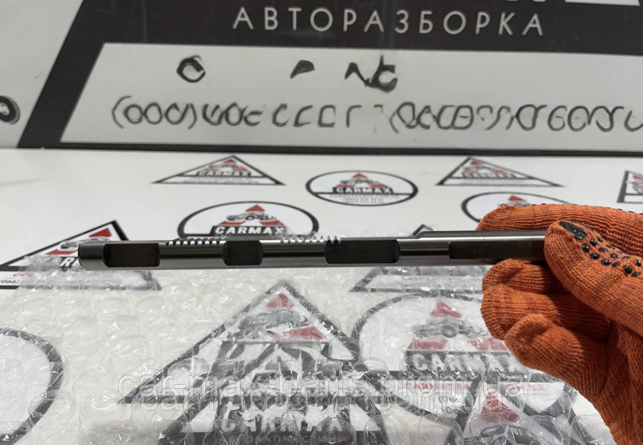 Вал роздавки (роздаткової коробки) Mitsubishi Pajero Wagon 3/4 00-10, фото 1