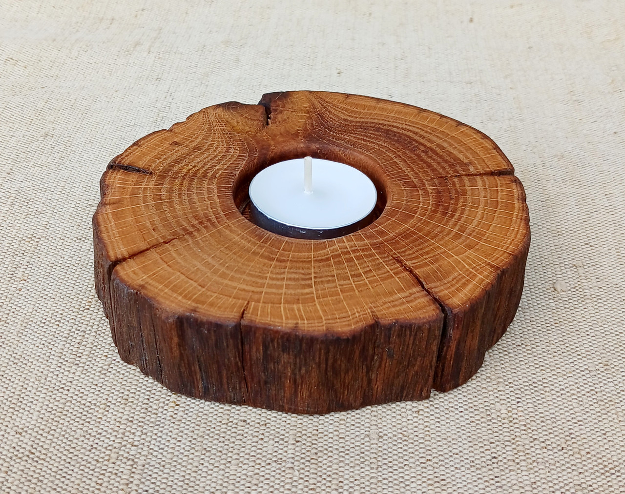 Дерев'яний свічник ручної роботи для чайної свічки