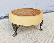 Підставка під гаряче з натурального дерева з декоративними ніжками, фото 5