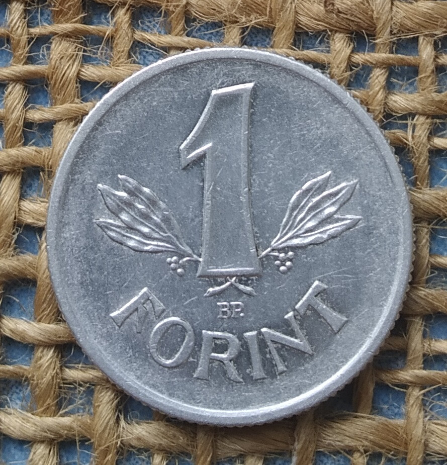 1 форинт 1981 року. Угорщина, фото 1